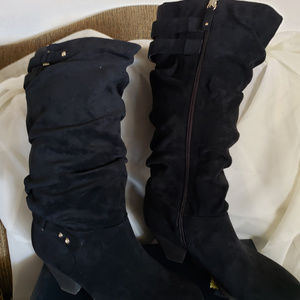 Black faux suede slouch boots